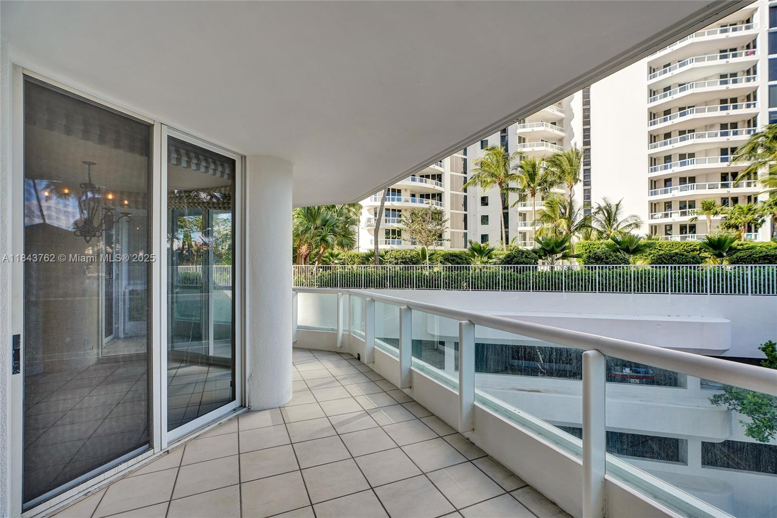 21150 Point Pl #406, Aventura FL 33180