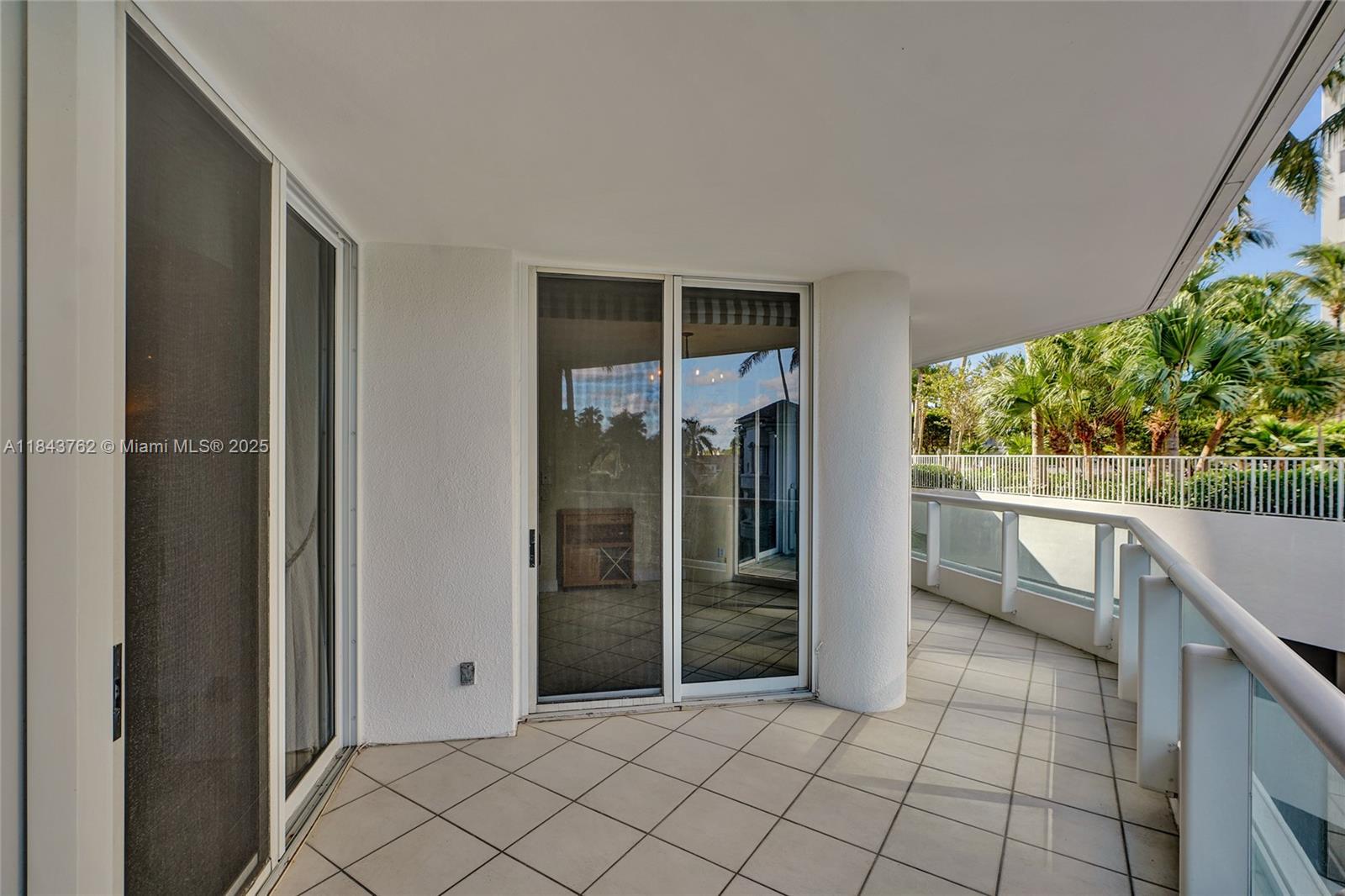 21150 Point Pl #406, Aventura FL 33180