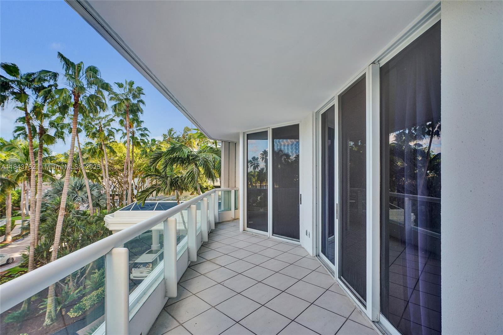 21150 Point Pl #406, Aventura FL 33180