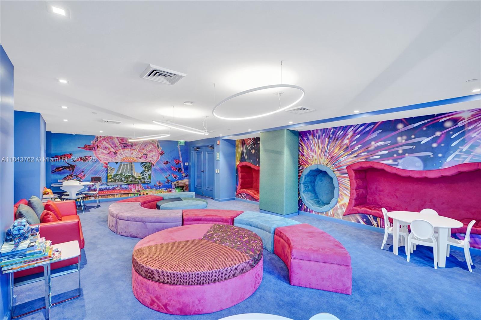 21150 Point Pl #406, Aventura FL 33180