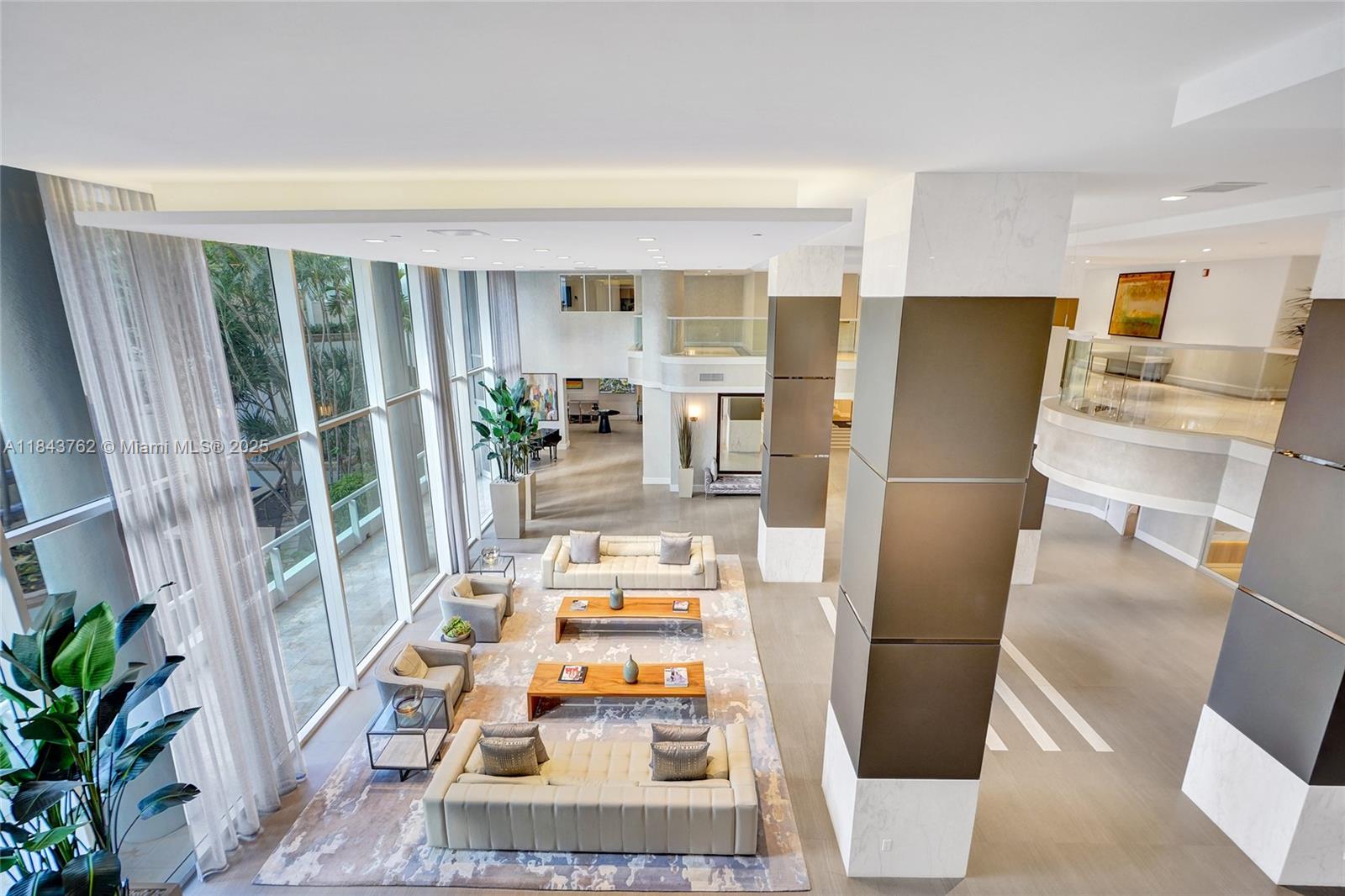 21150 Point Pl #406, Aventura FL 33180