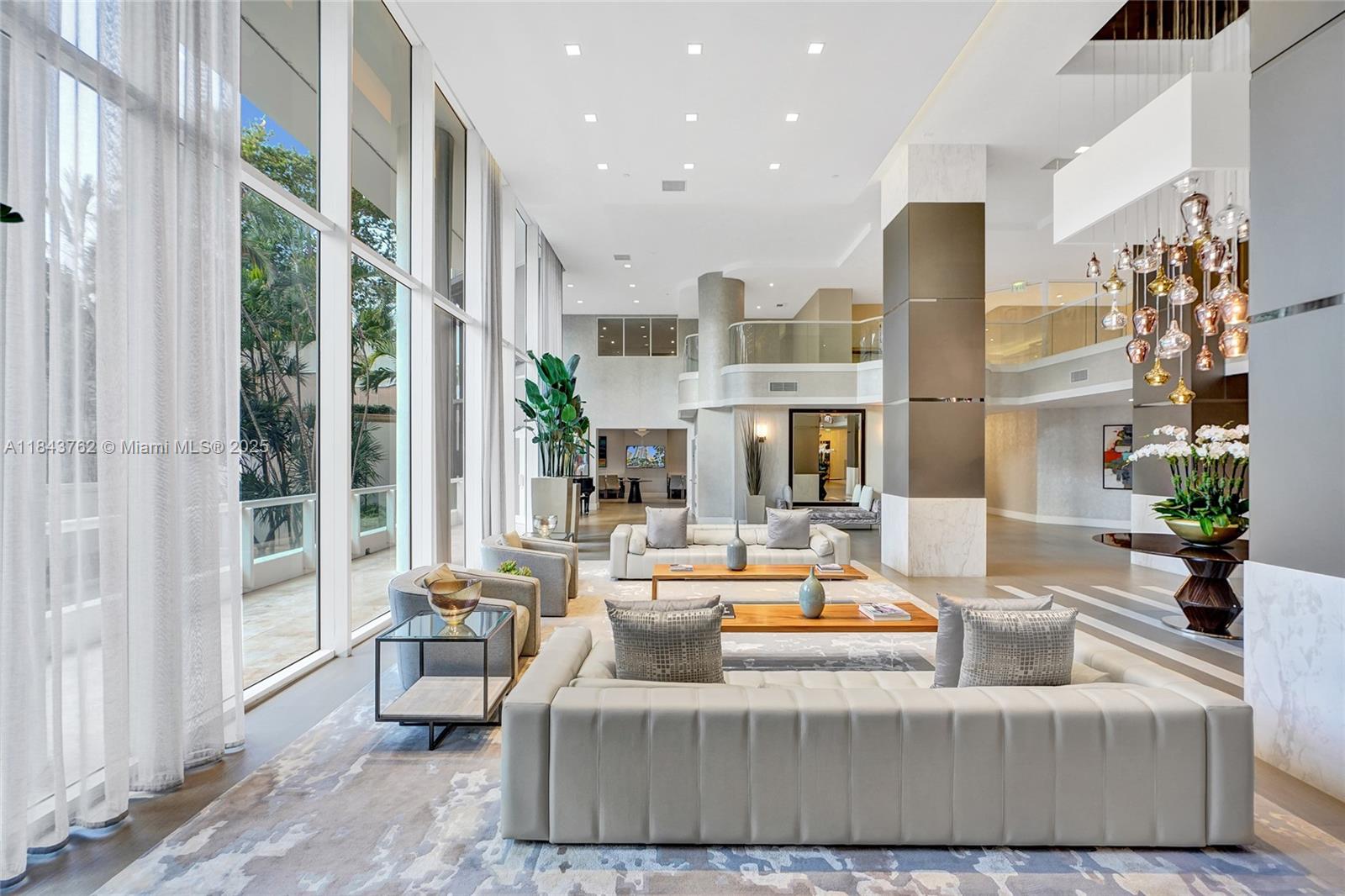 21150 Point Pl #406, Aventura FL 33180