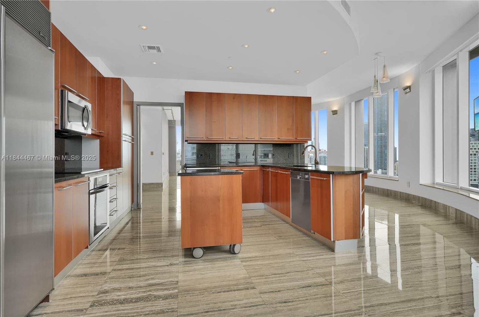 901 Brickell Key Blvd #3204, Miami FL 33131