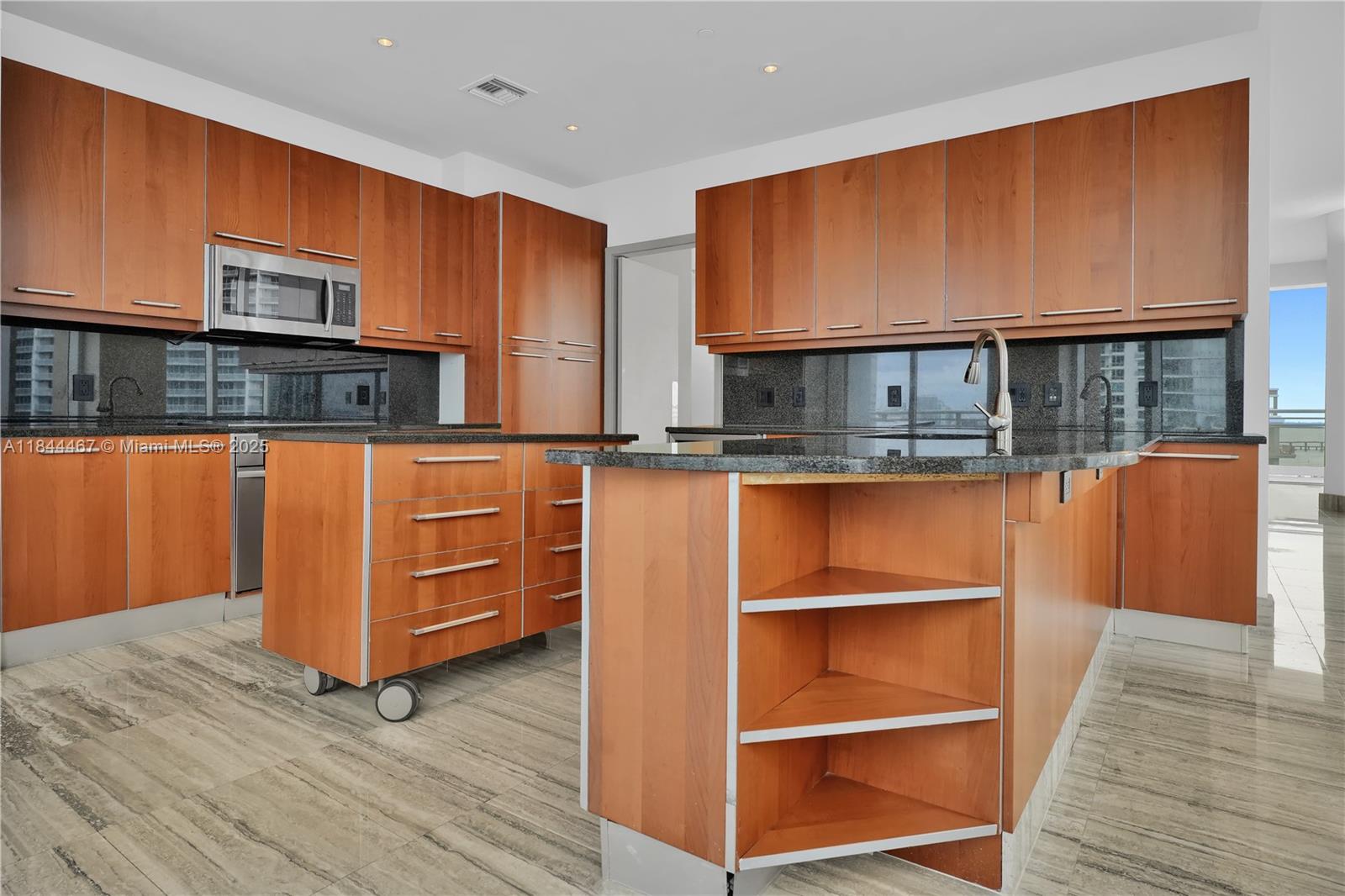 901 Brickell Key Blvd #3204, Miami FL 33131