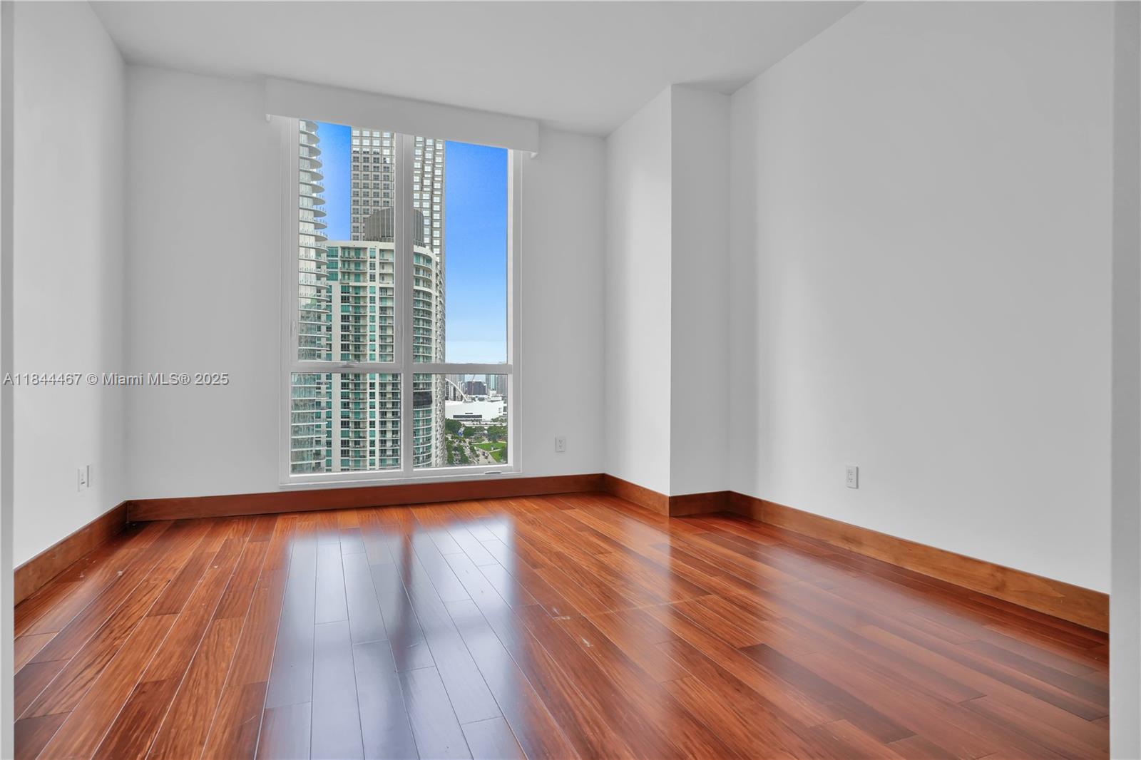 901 Brickell Key Blvd #3204, Miami FL 33131