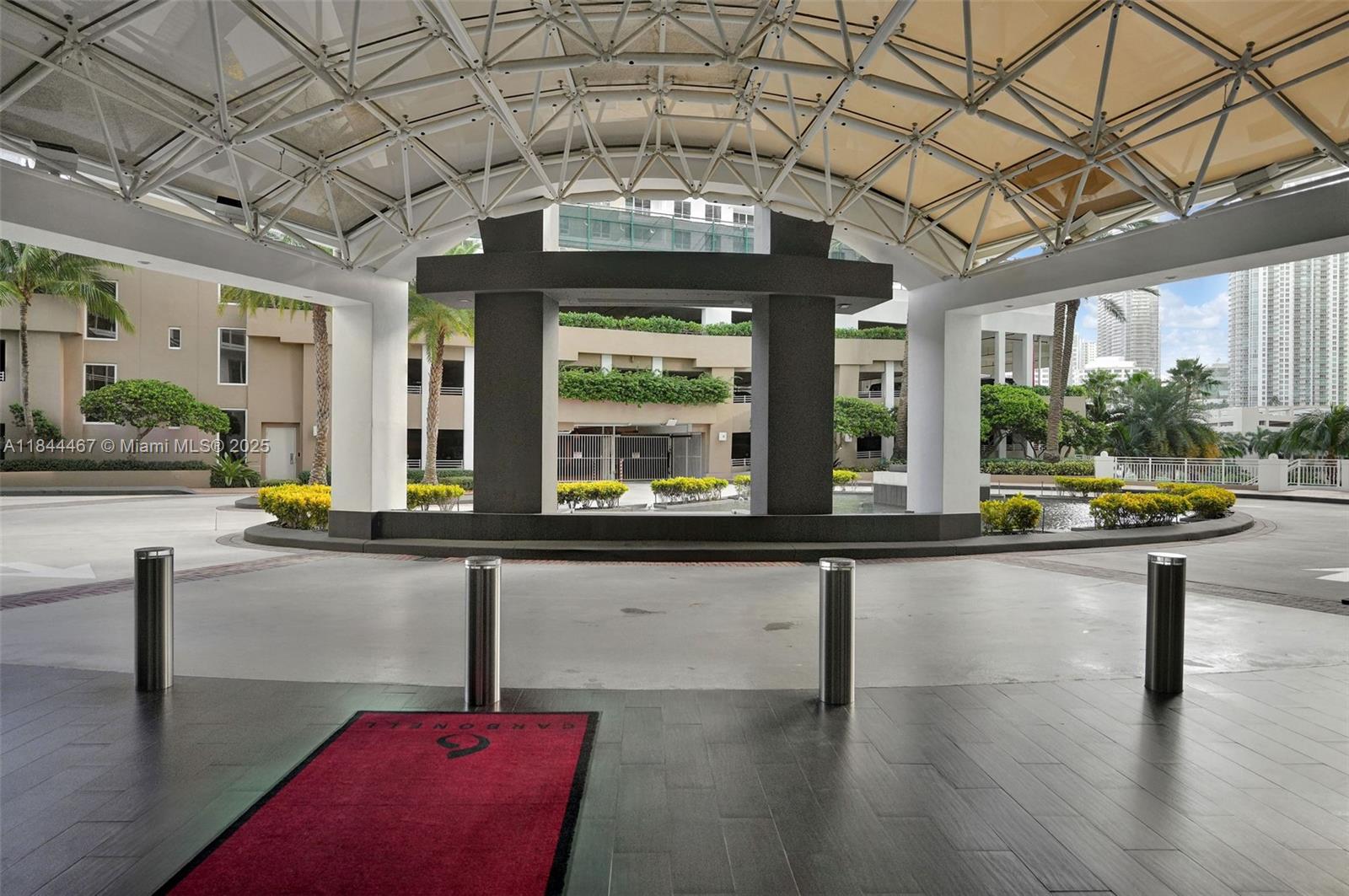 901 Brickell Key Blvd #3204, Miami FL 33131