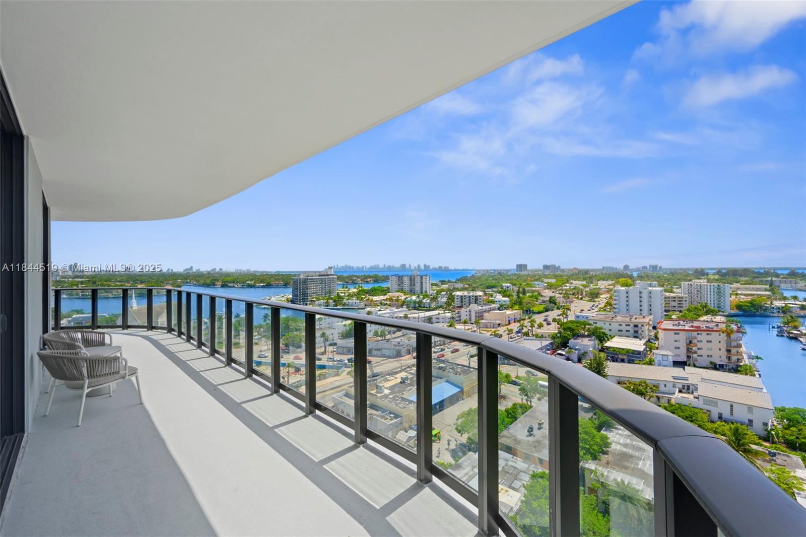 580 72nd St #1210, Miami Beach FL 33141