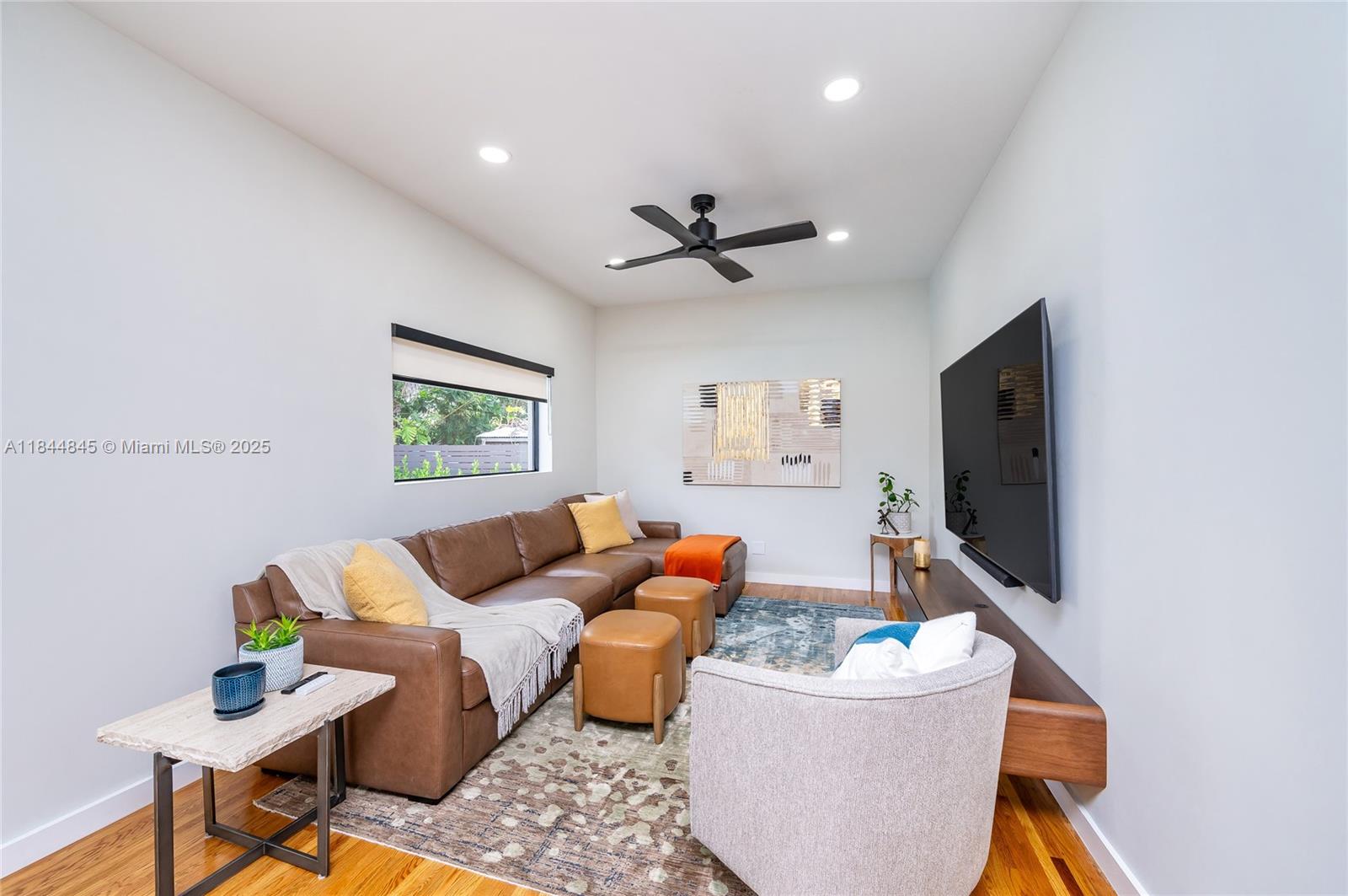 117 S Royal Poinciana Blvd, Miami Springs FL 33166