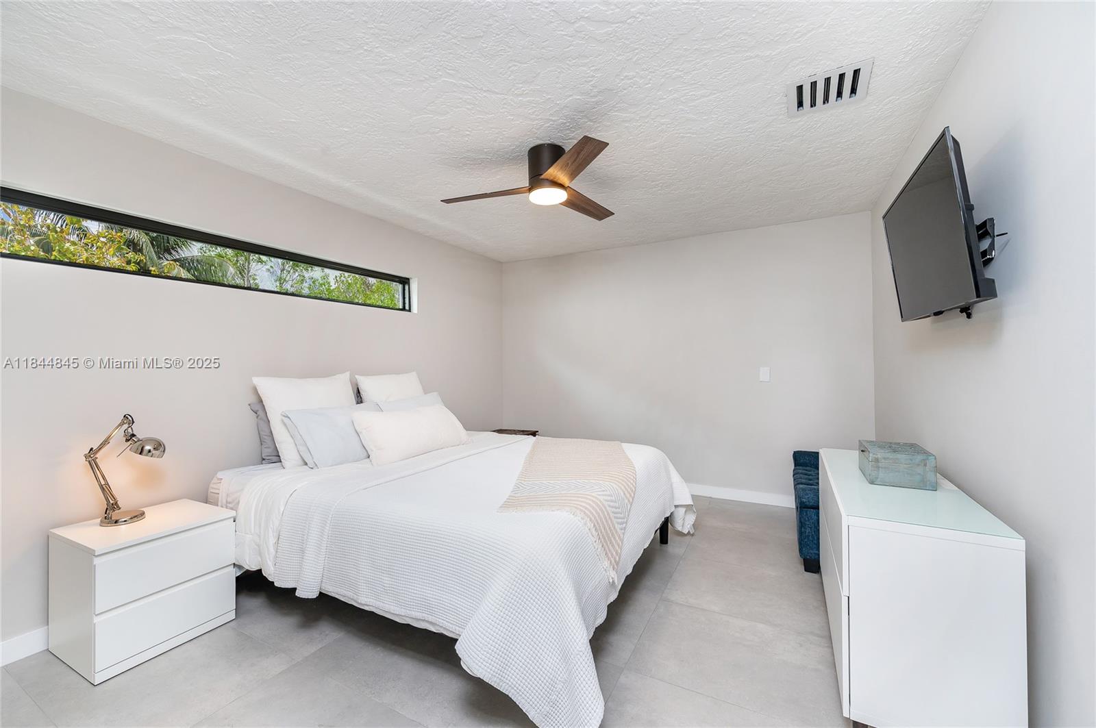 117 S Royal Poinciana Blvd, Miami Springs FL 33166