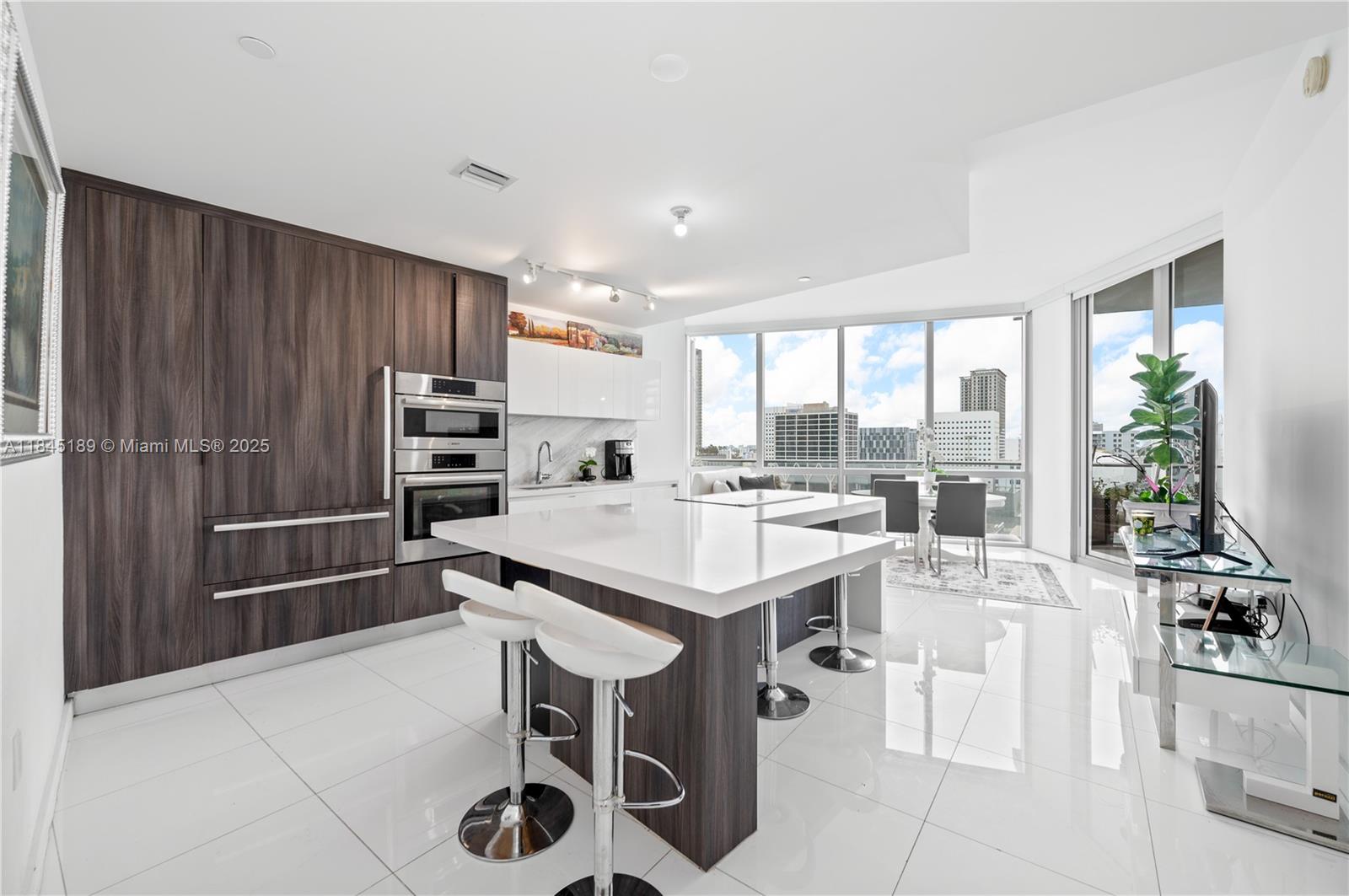 851 NE 1st Ave #1410, Miami FL 33132