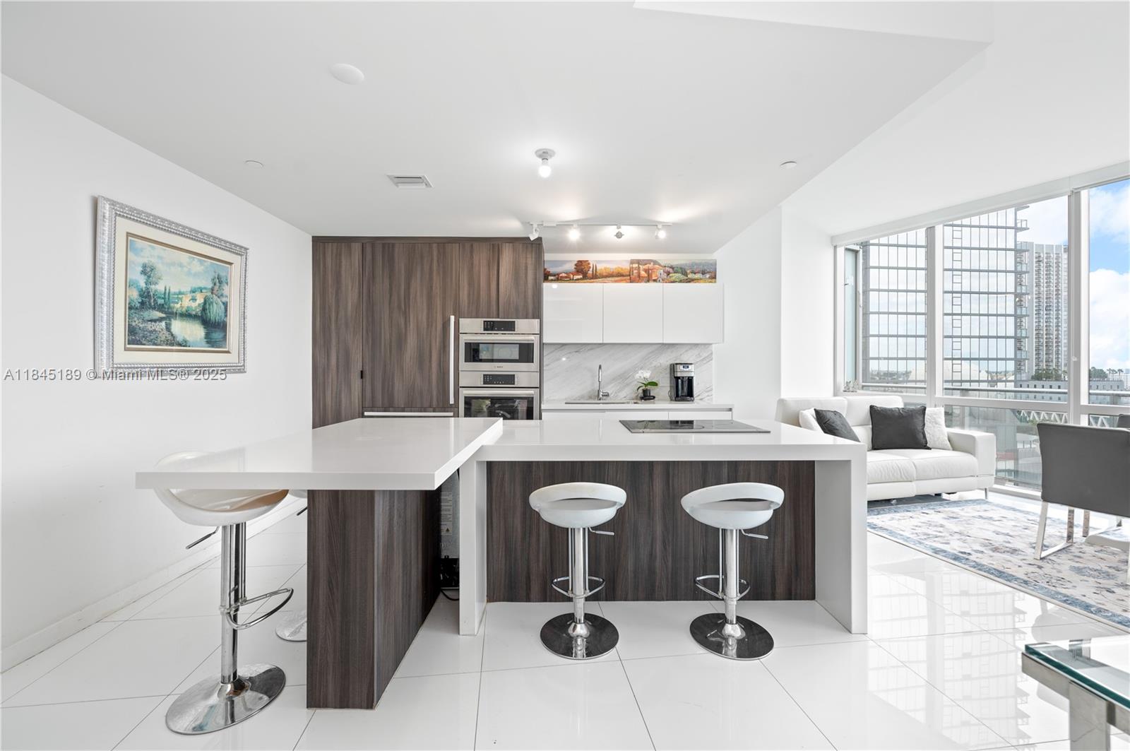 851 NE 1st Ave #1410, Miami FL 33132