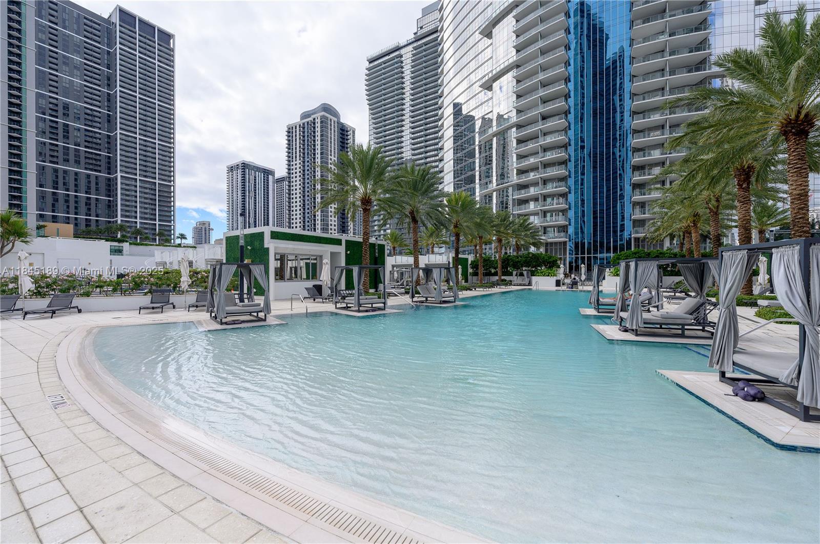 851 NE 1st Ave #1410, Miami FL 33132