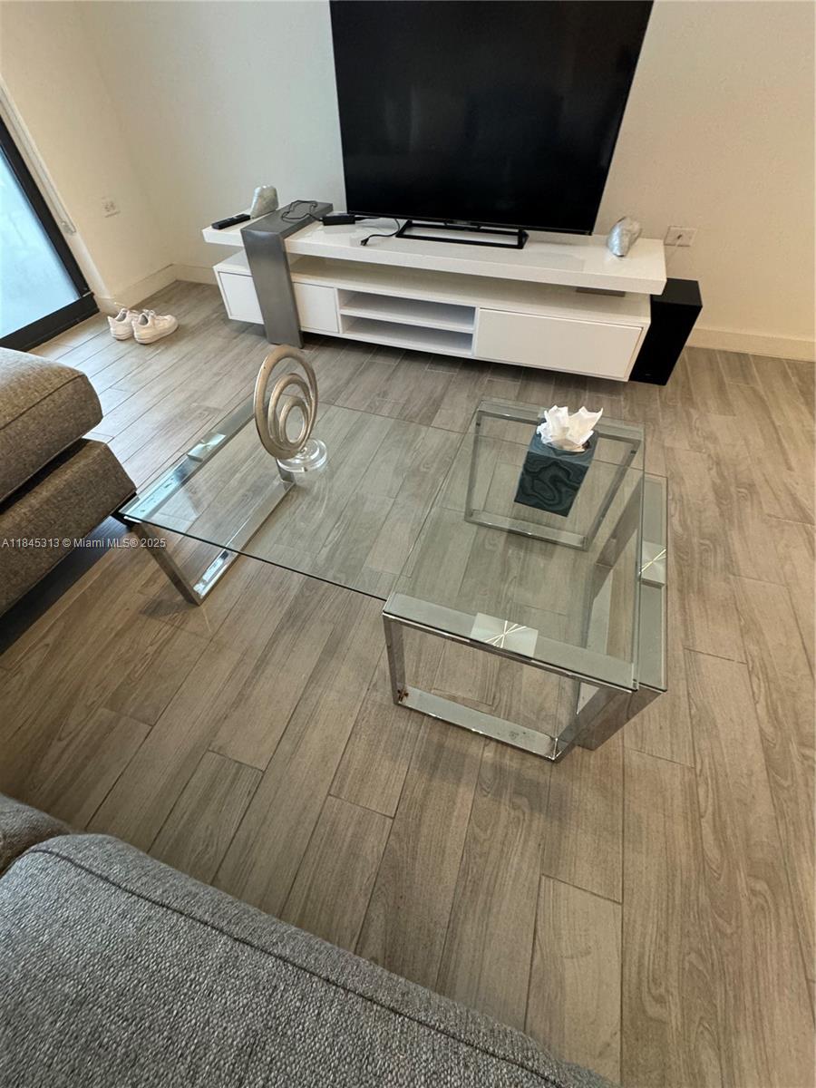 999 SW 1st Ave #1401, Miami FL 33130