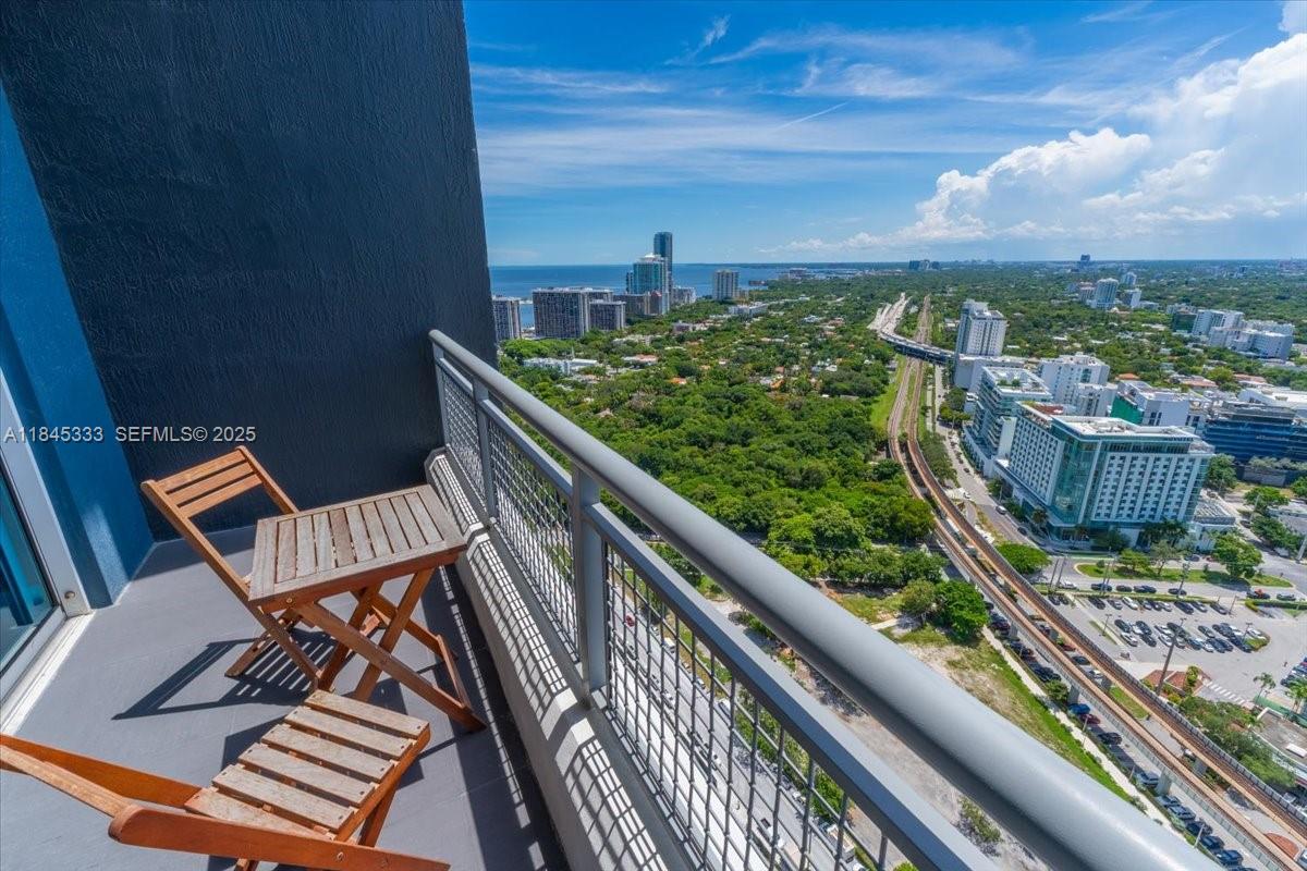 60 SW 13th St #3203, Miami FL 33130