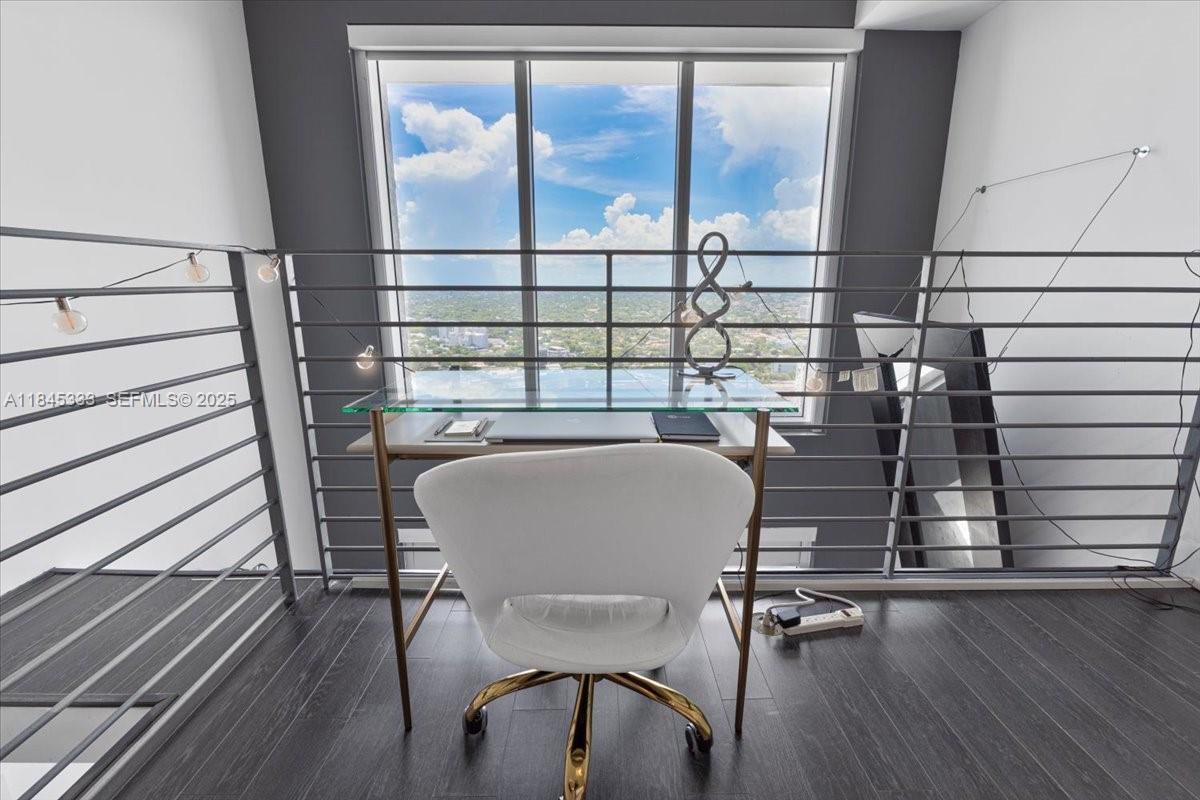 60 SW 13th St #3203, Miami FL 33130