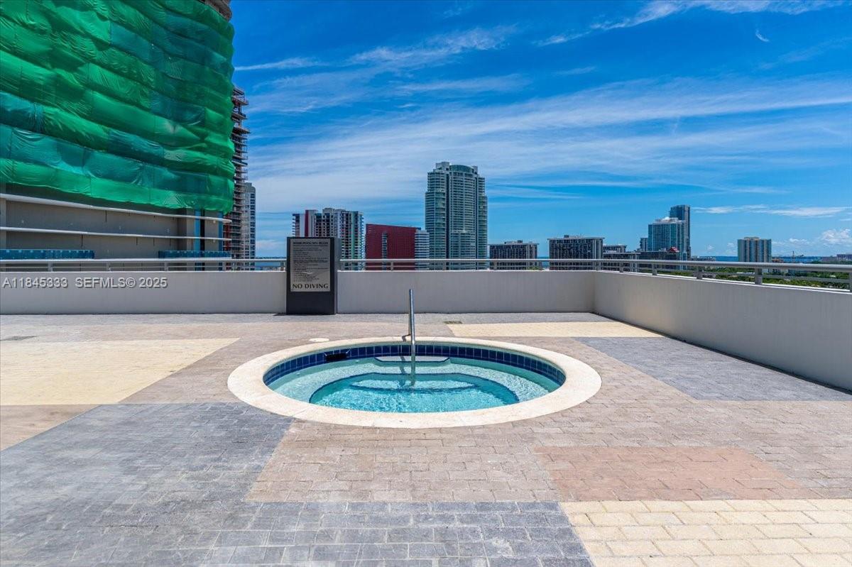 60 SW 13th St #3203, Miami FL 33130