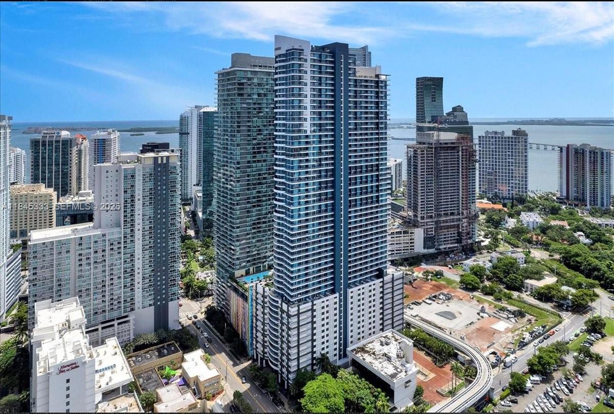 60 SW 13th St #3203, Miami FL 33130