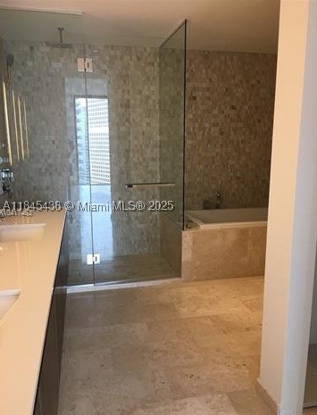 88 SW 7th St #2603, Miami FL 33130