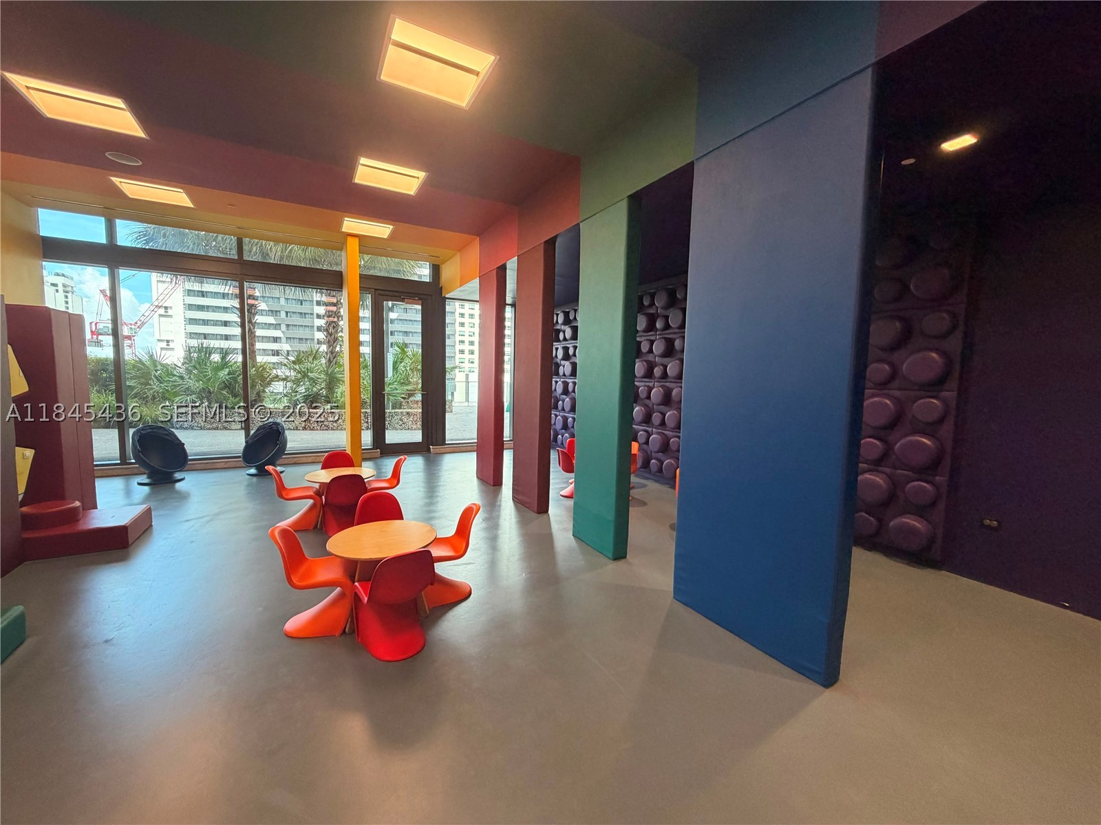 88 SW 7th St #2603, Miami FL 33130