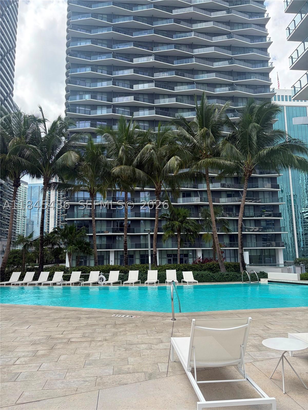 88 SW 7th St #2603, Miami FL 33130
