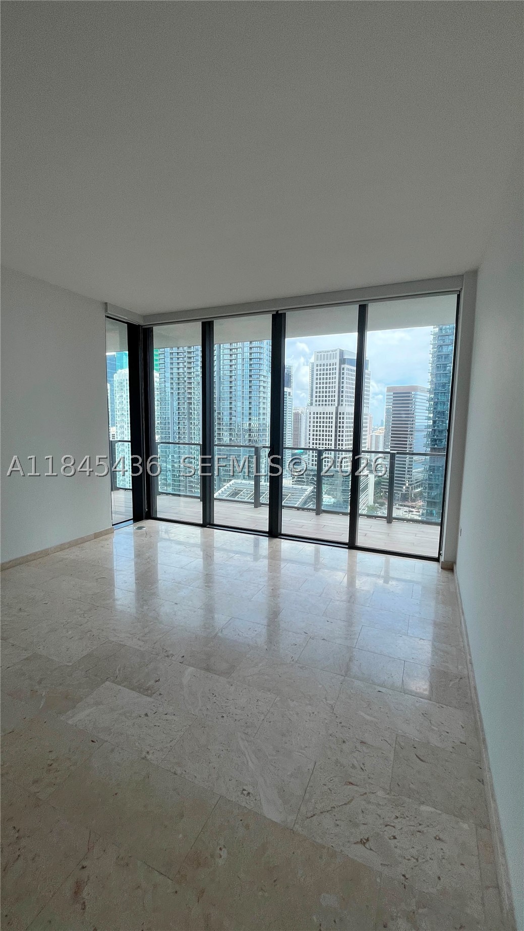 88 SW 7th St #2603, Miami FL 33130