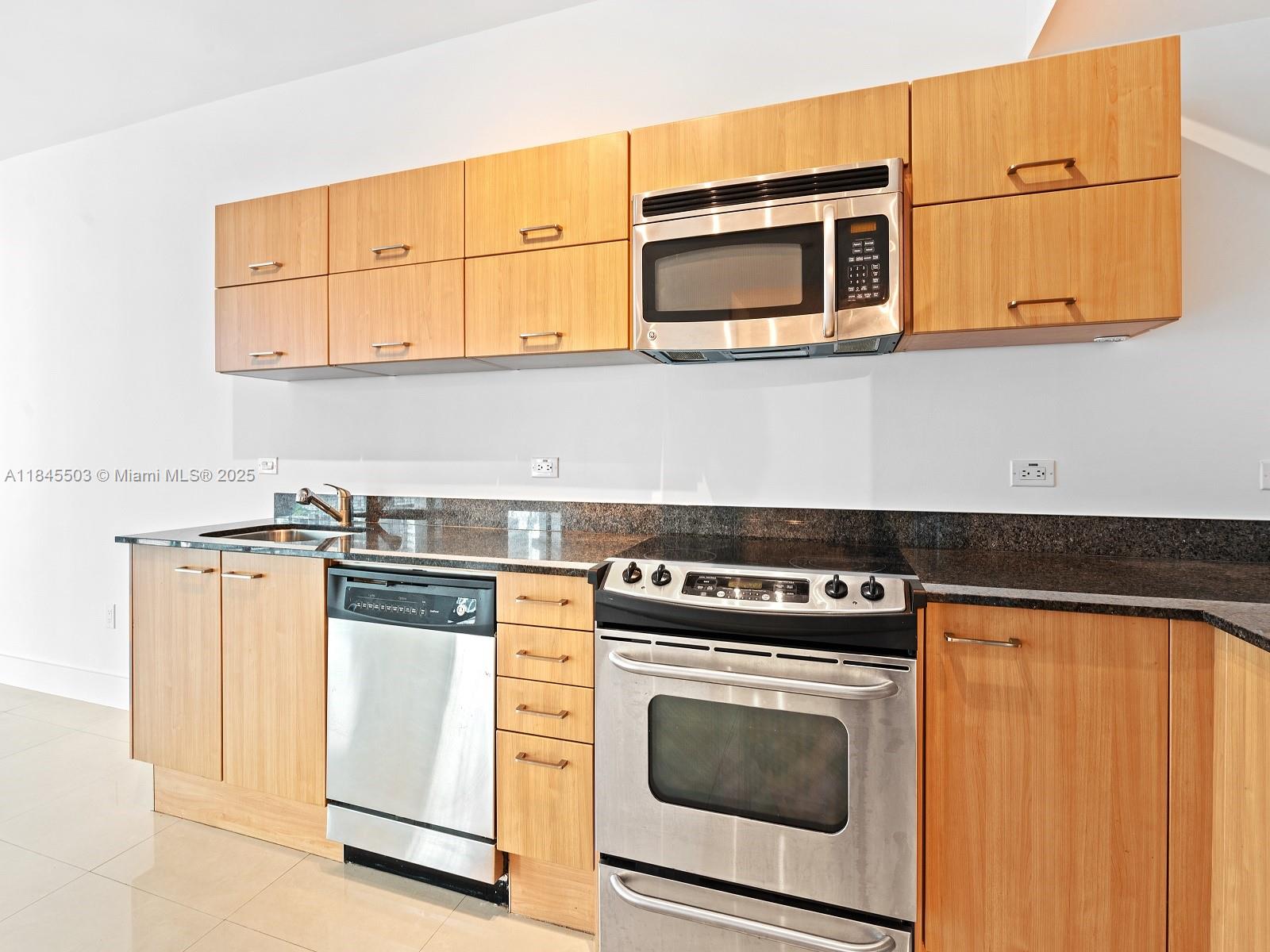 350 S MIAMI AVE #1610, Miami FL 33130