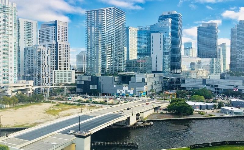 350 S MIAMI AVE #1610, Miami FL 33130