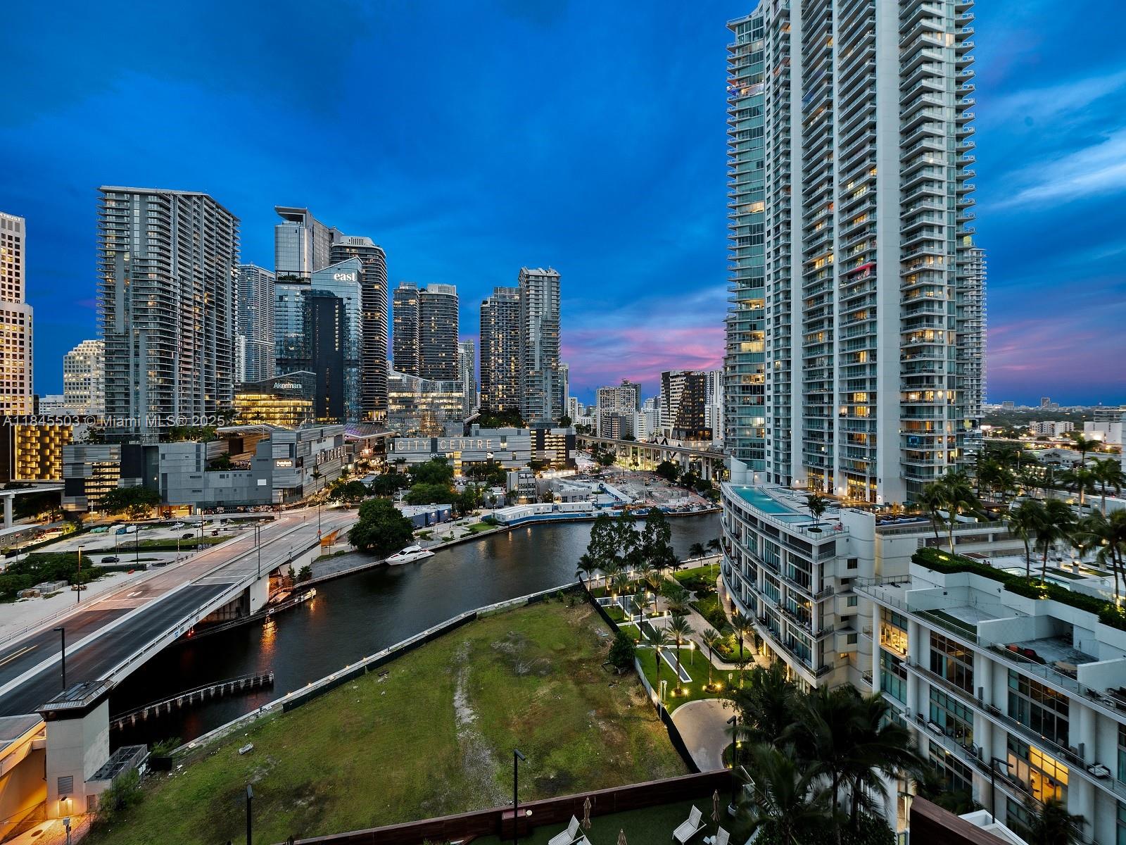 350 S MIAMI AVE #1610, Miami FL 33130