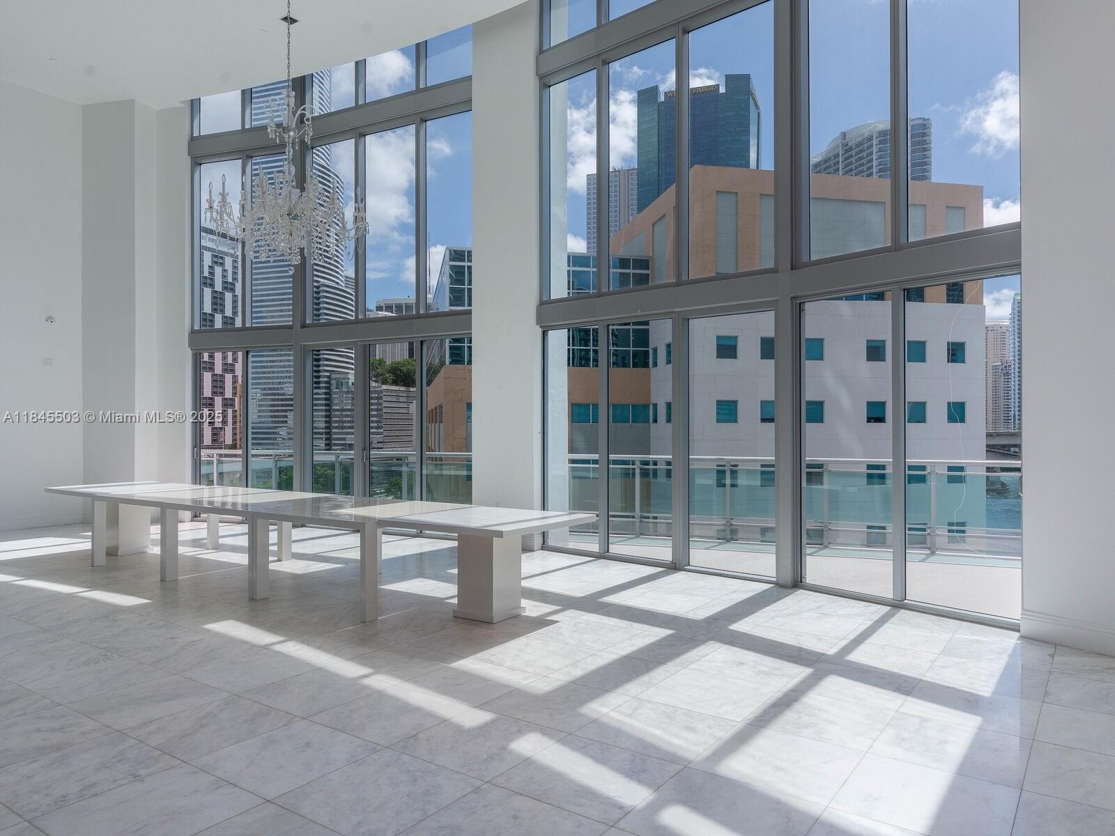 350 S MIAMI AVE #1610, Miami FL 33130
