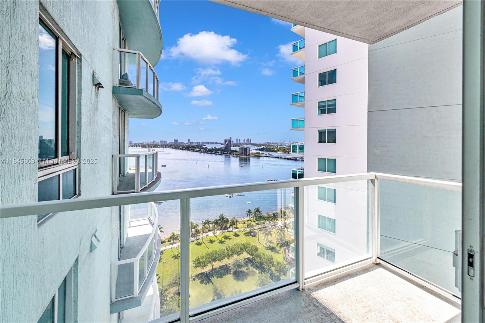1900 N Bayshore Dr #2003, Miami FL 33132