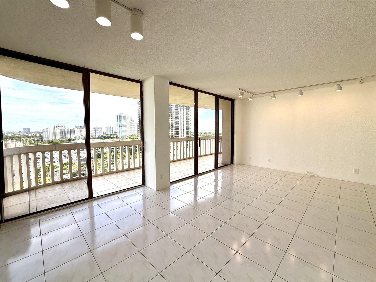 19355 Turnberry Way #12C, Aventura FL 33180