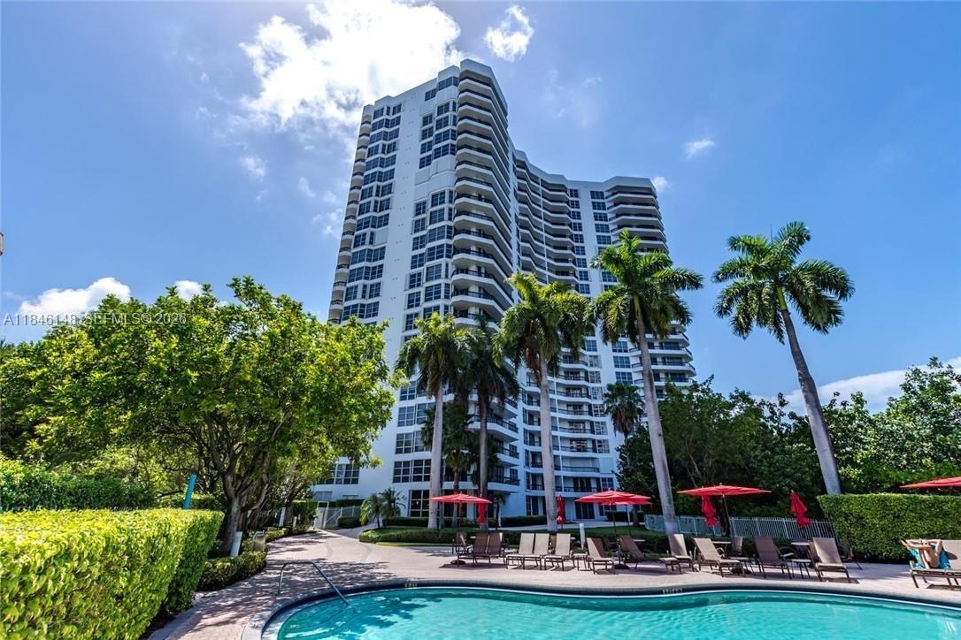 3400 NE 192nd St #1205, Aventura FL 33180