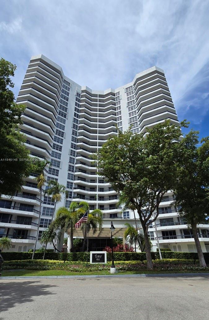 3400 NE 192nd St #1205, Aventura FL 33180