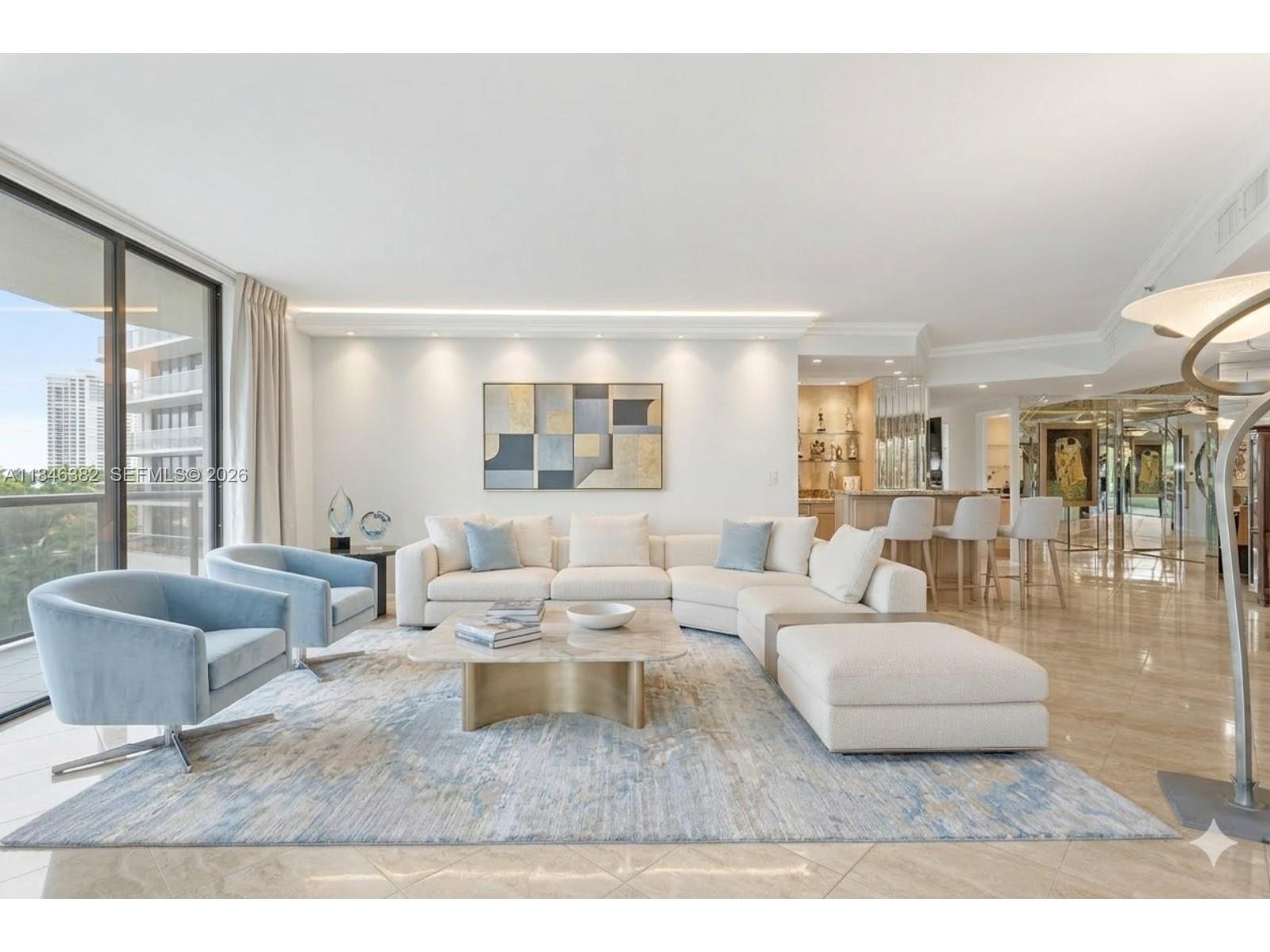 20281 E Country Club Dr #207, Aventura FL 33180