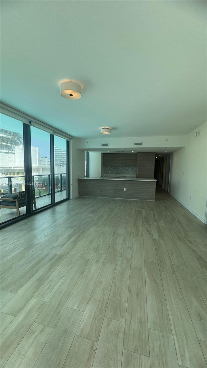 1300 S Miami Ave #1006, Miami FL 33130
