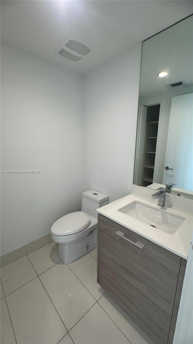 1300 S Miami Ave #1006, Miami FL 33130