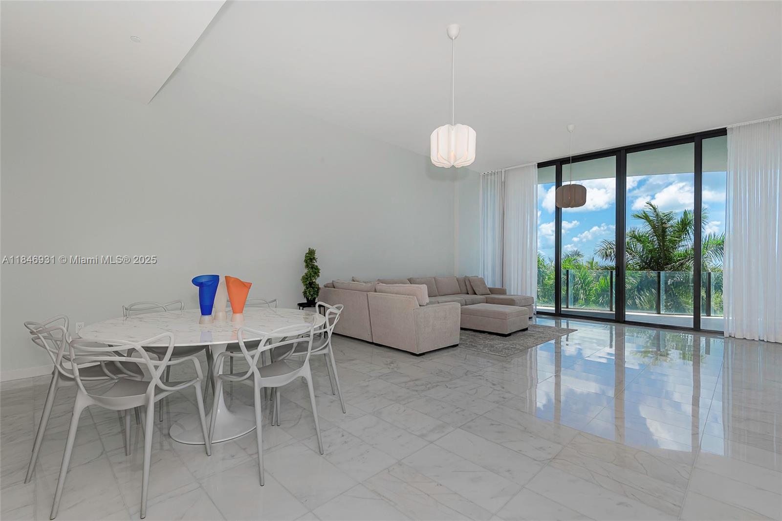 2821 S Bayshore Dr #7B, Coconut Grove FL 33133