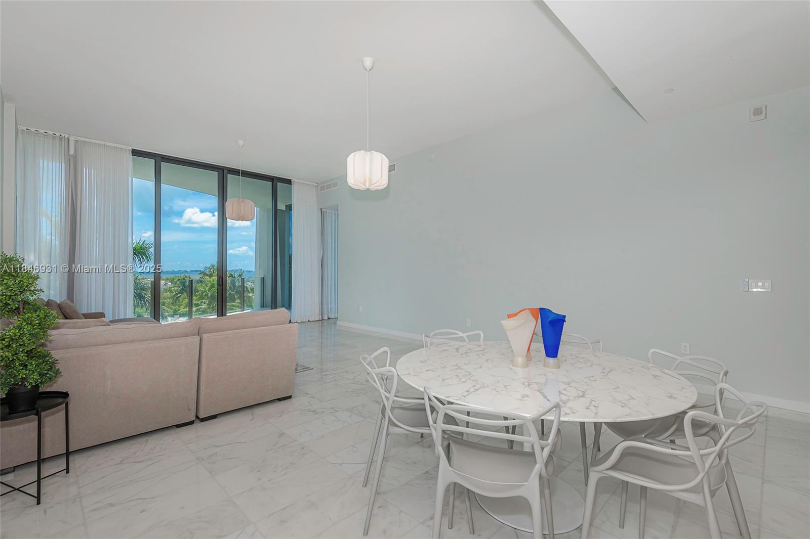 2821 S Bayshore Dr #7B, Coconut Grove FL 33133