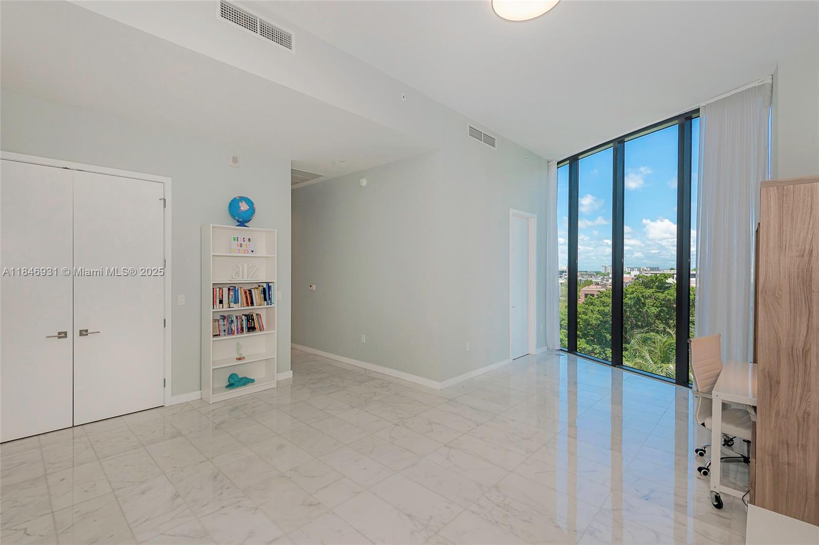 2821 S Bayshore Dr #7B, Coconut Grove FL 33133