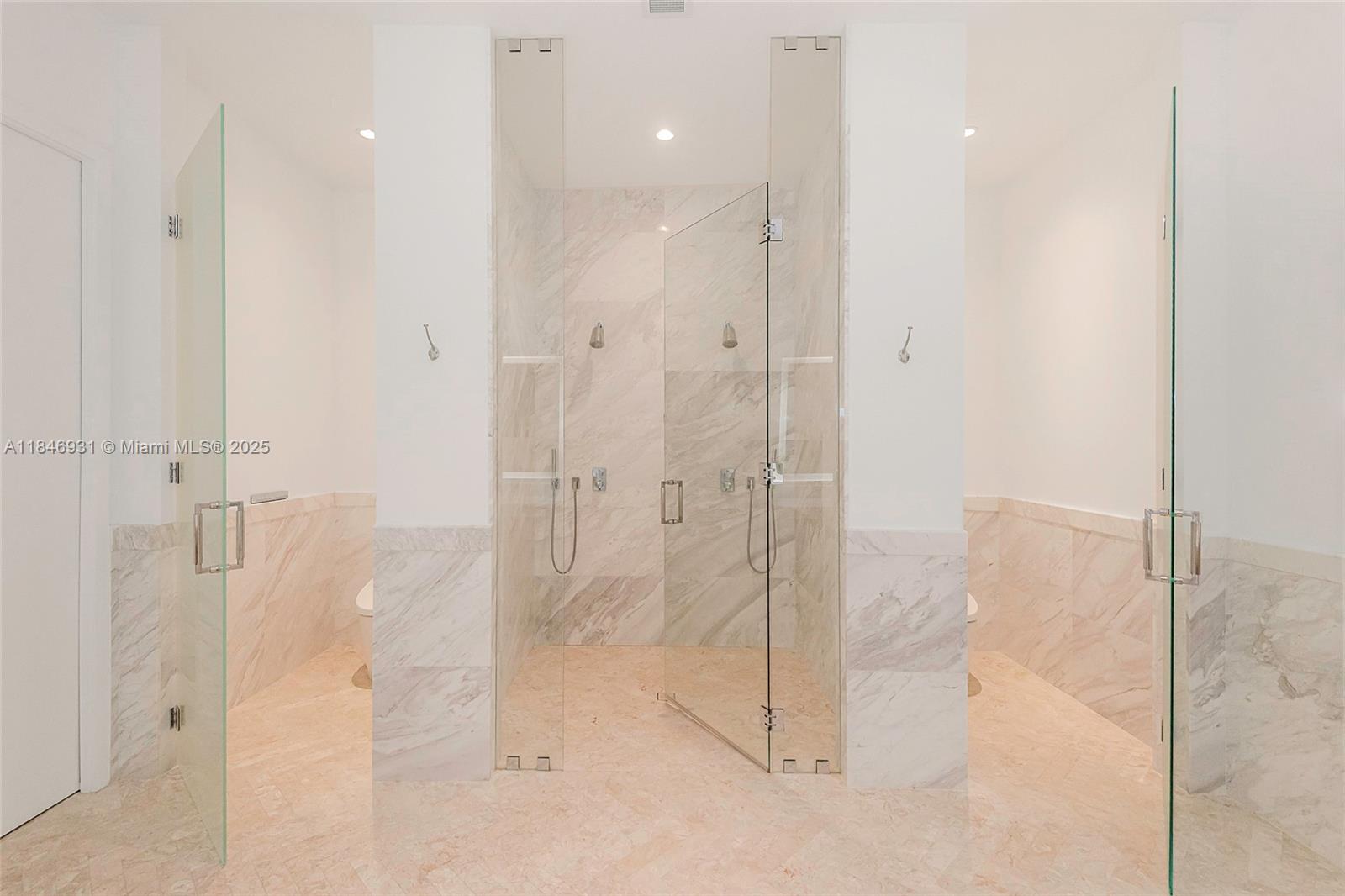 2821 S Bayshore Dr #7B, Coconut Grove FL 33133