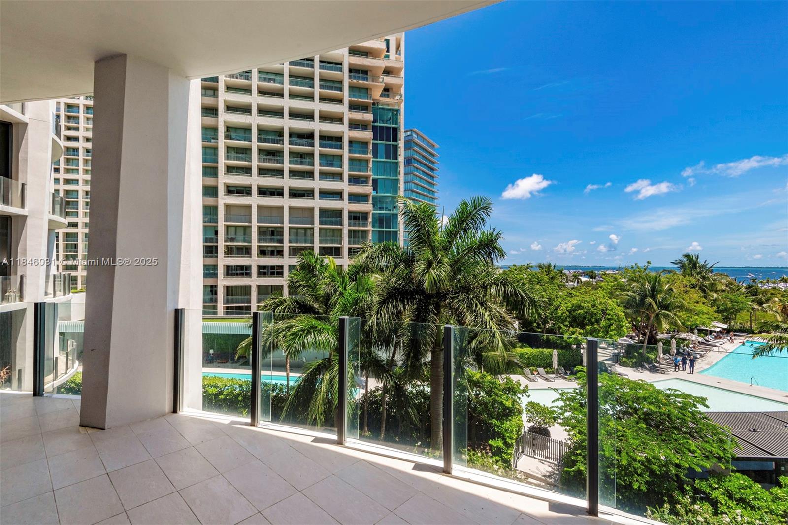 2821 S Bayshore Dr #7B, Coconut Grove FL 33133