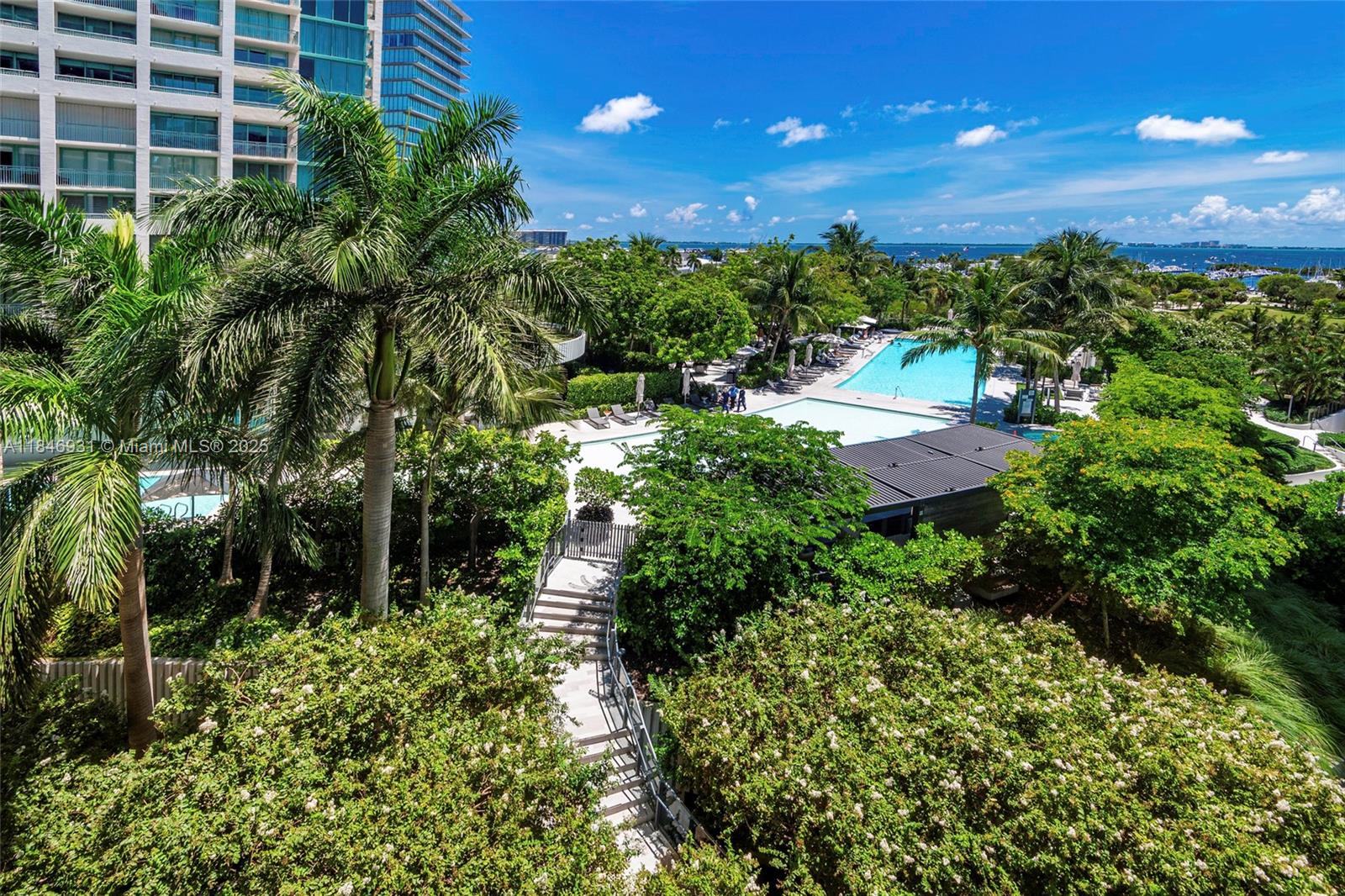 2821 S Bayshore Dr #7B, Coconut Grove FL 33133