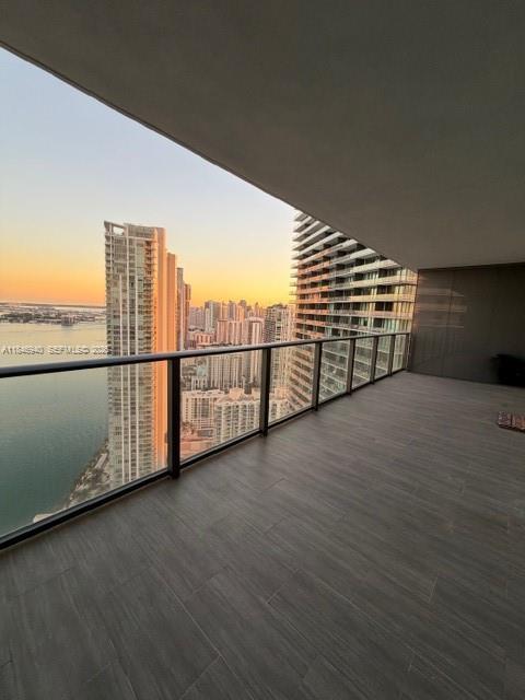 650 NE 32nd St #4406, Miami FL 33137