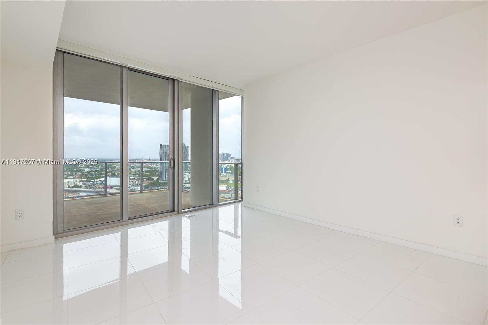 851 NE 1st Ave #2100, Miami FL 33132