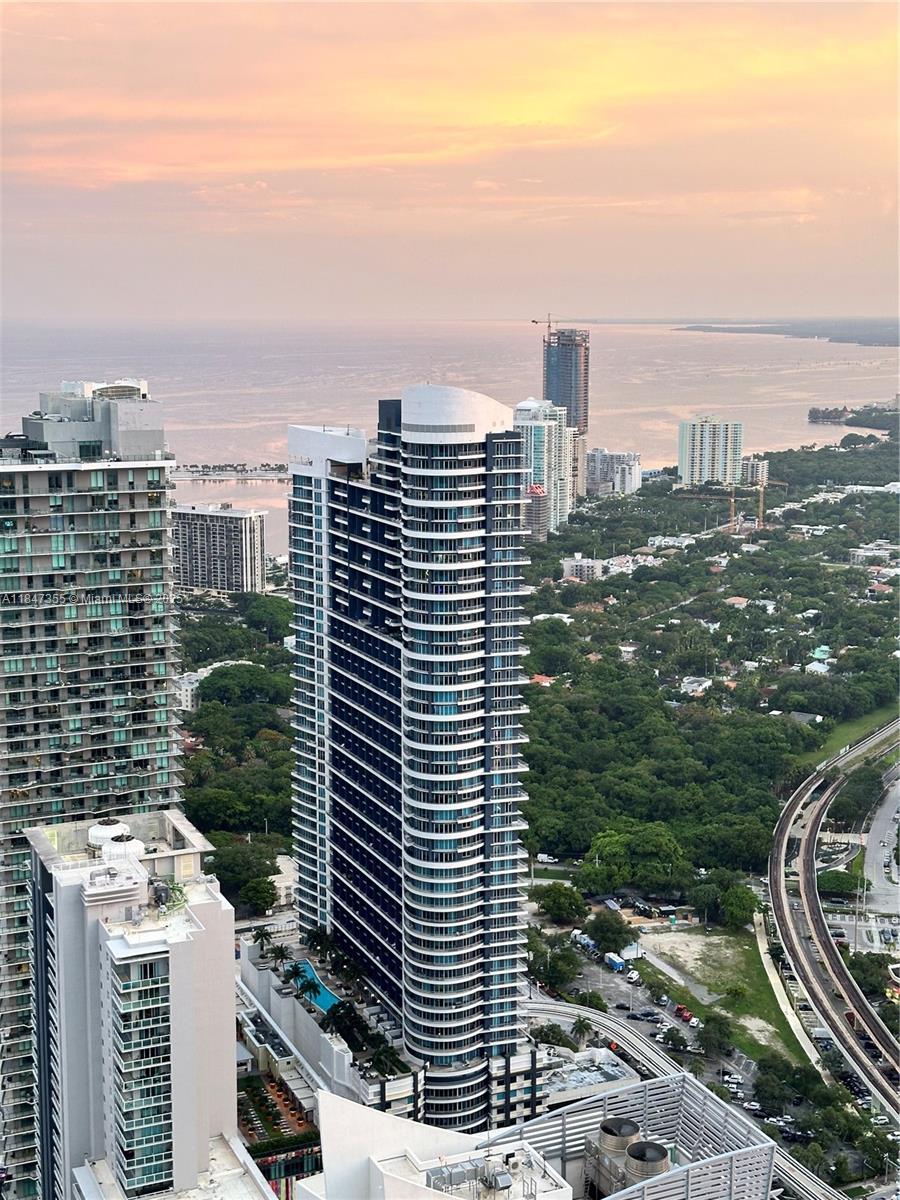 60 SW 13th St #3222, Miami FL 33130