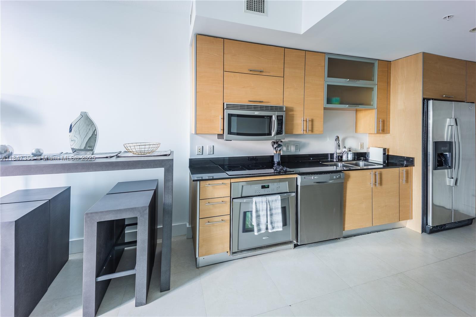 60 SW 13th St #3222, Miami FL 33130