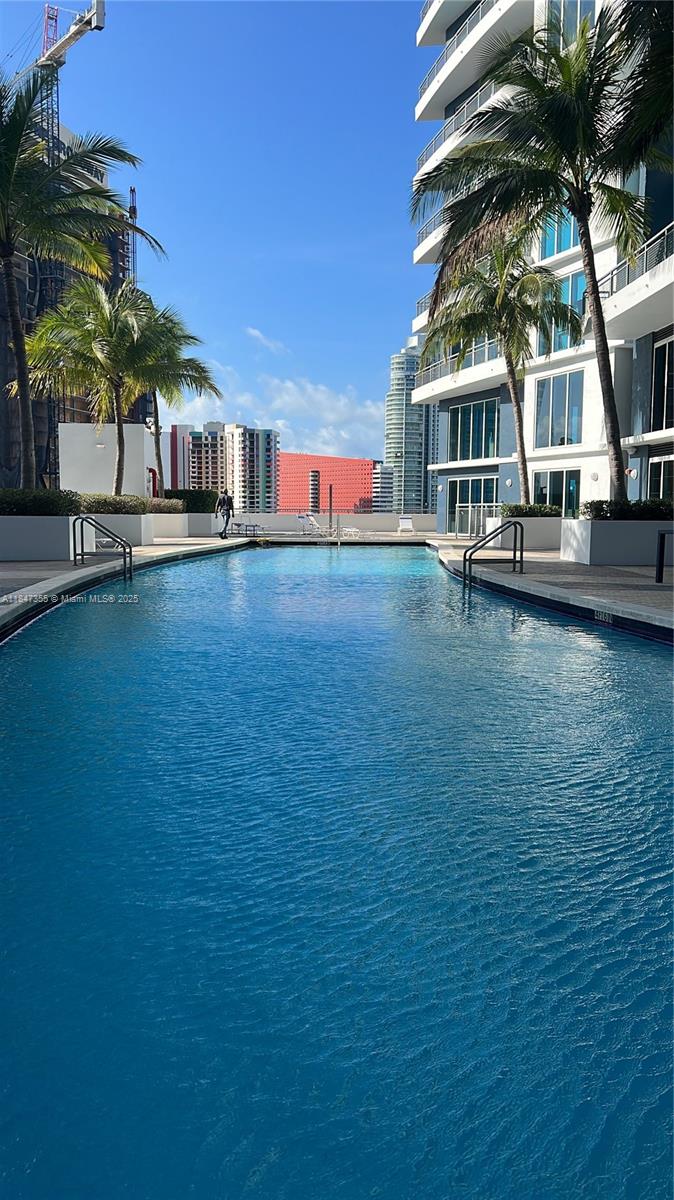 60 SW 13th St #3222, Miami FL 33130