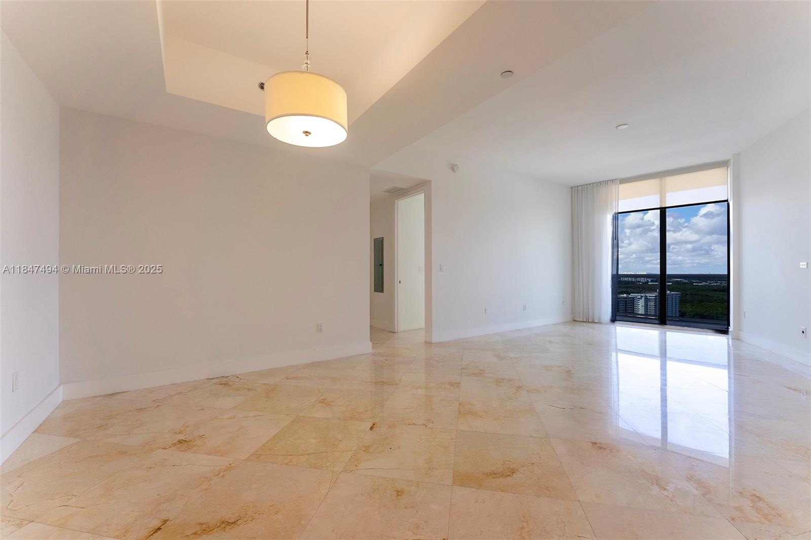 15901 Collins Ave #2805, Sunny Isles Beach FL 33160