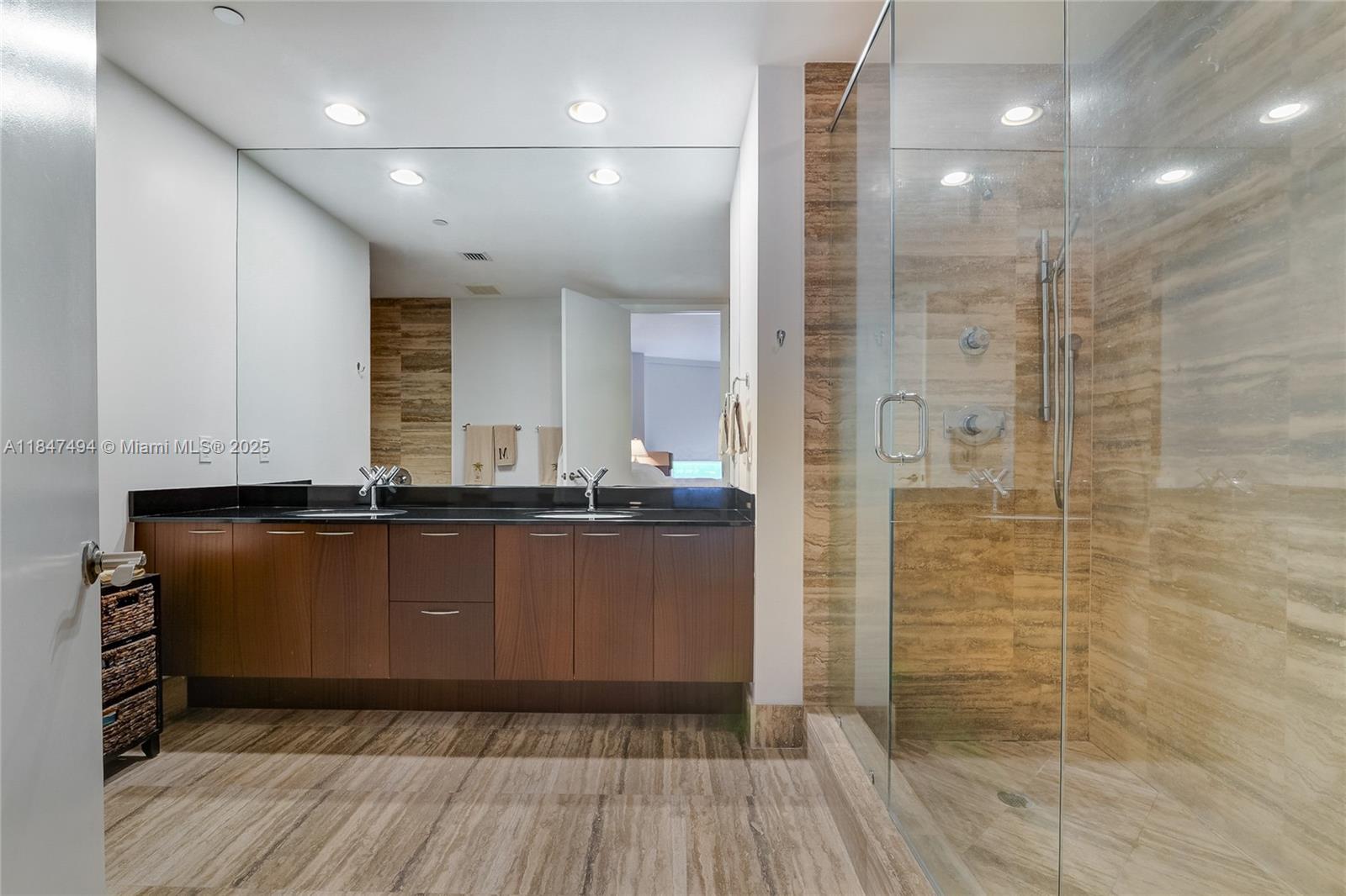 15901 Collins Ave #2805, Sunny Isles Beach FL 33160