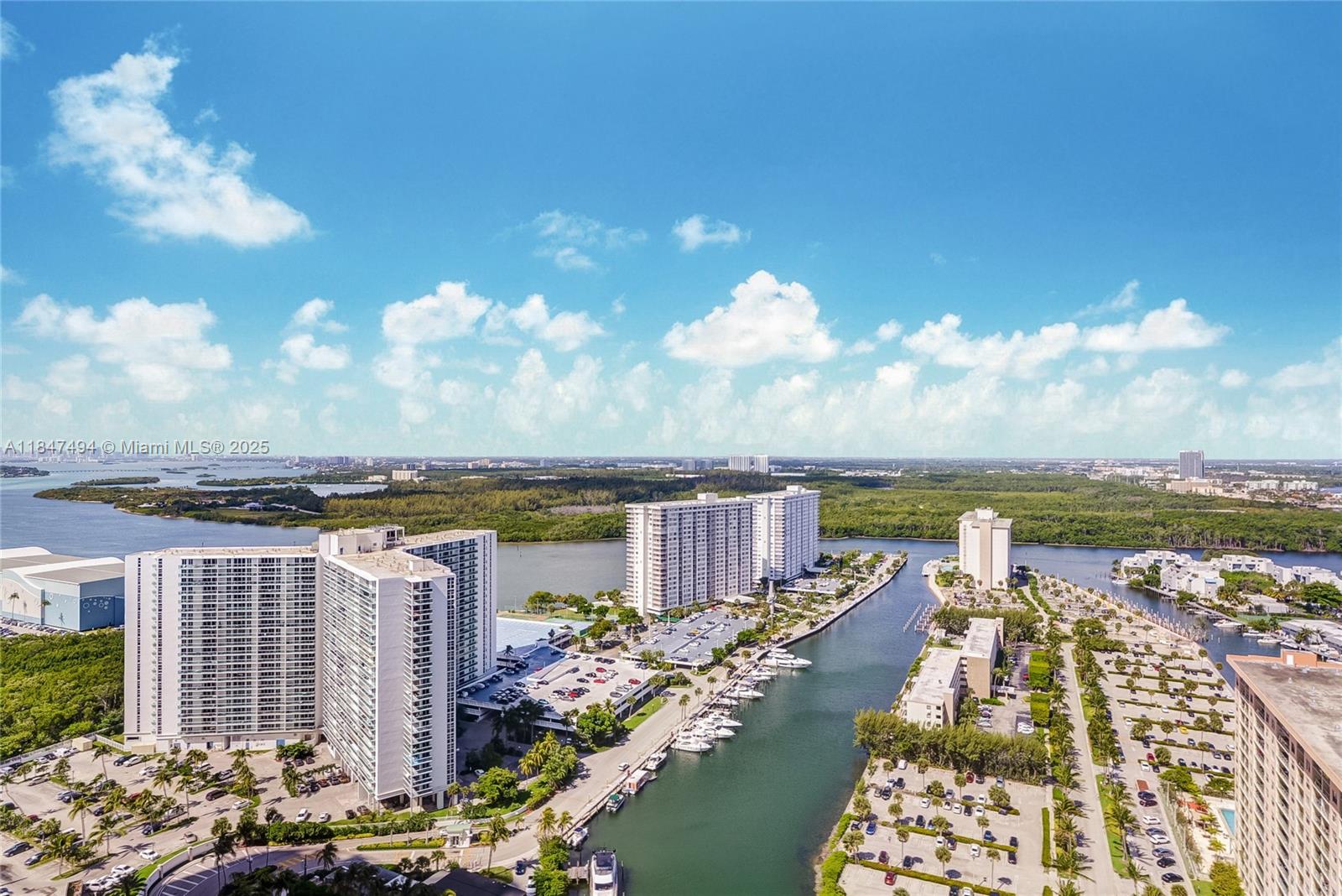 15901 Collins Ave #2805, Sunny Isles Beach FL 33160